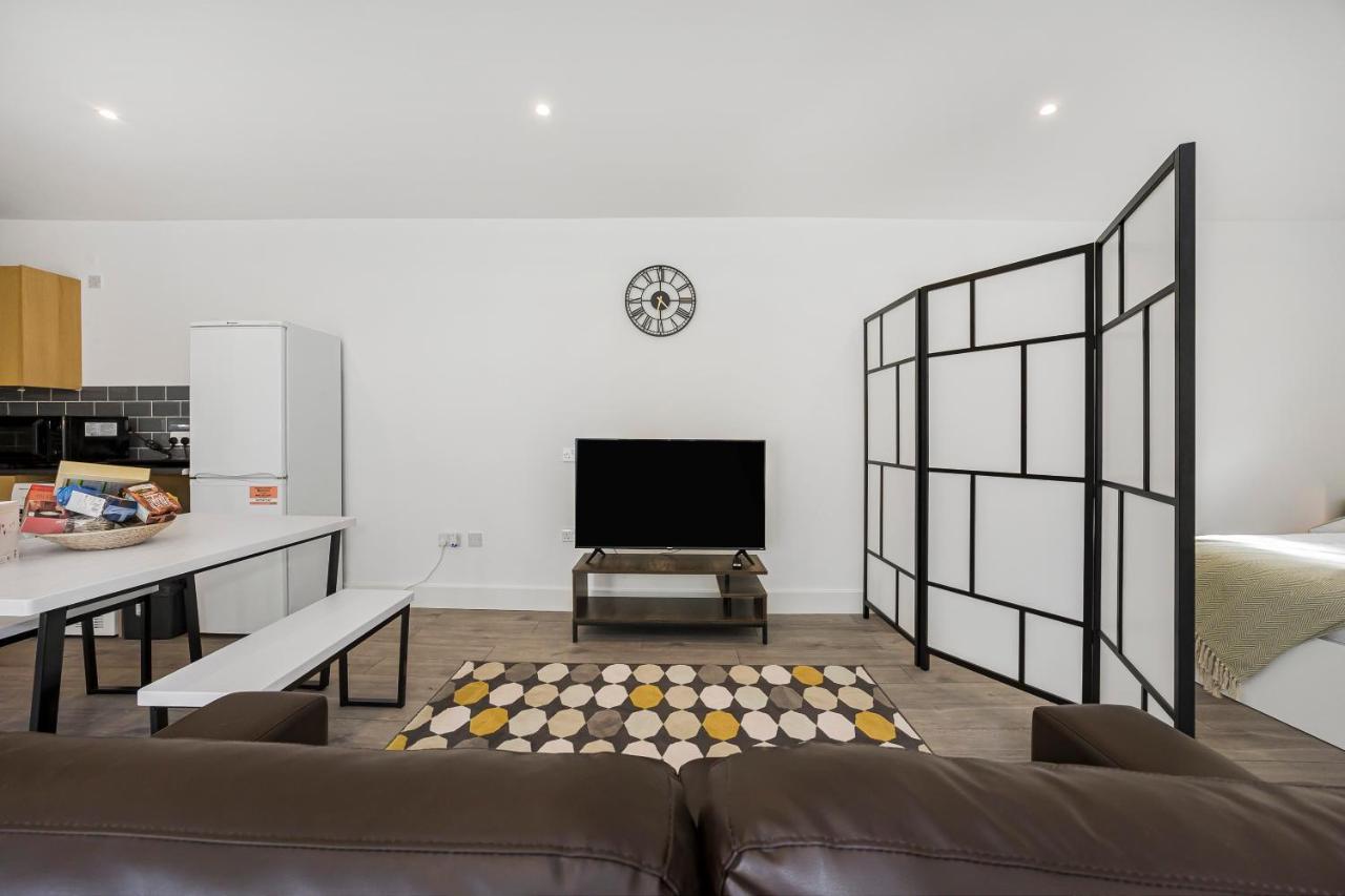 Apartamento London Haven At Rutland House Ilford Exterior foto