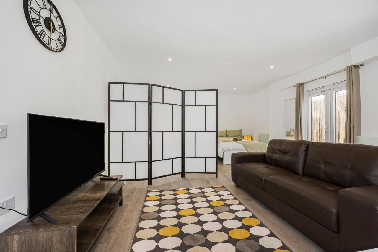 Apartamento London Haven At Rutland House Ilford Exterior foto