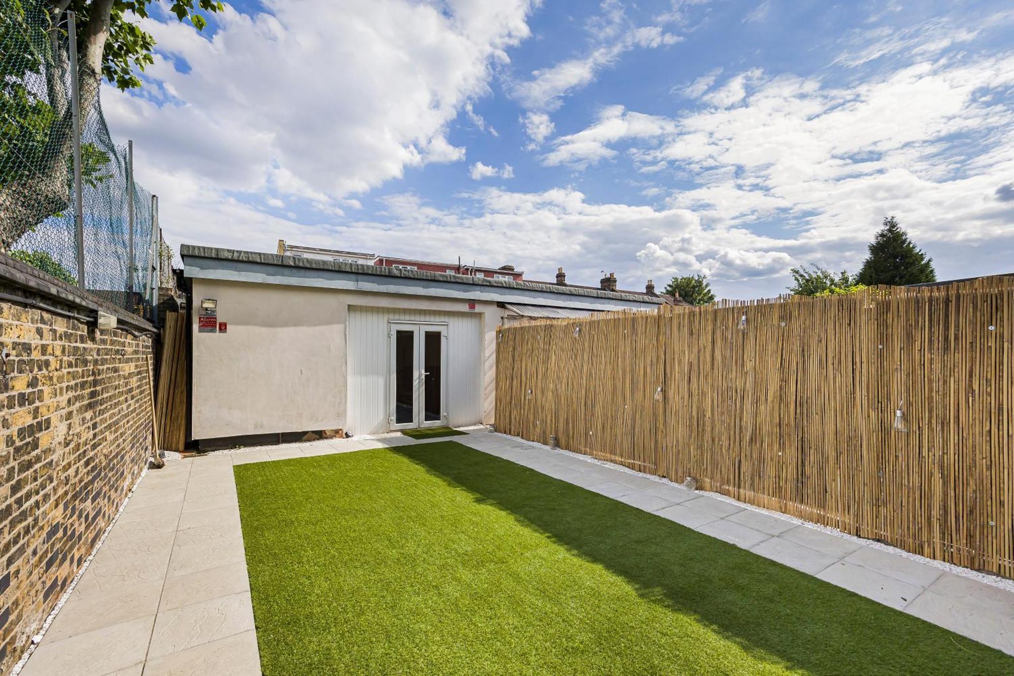 Apartamento London Haven At Rutland House Ilford Exterior foto