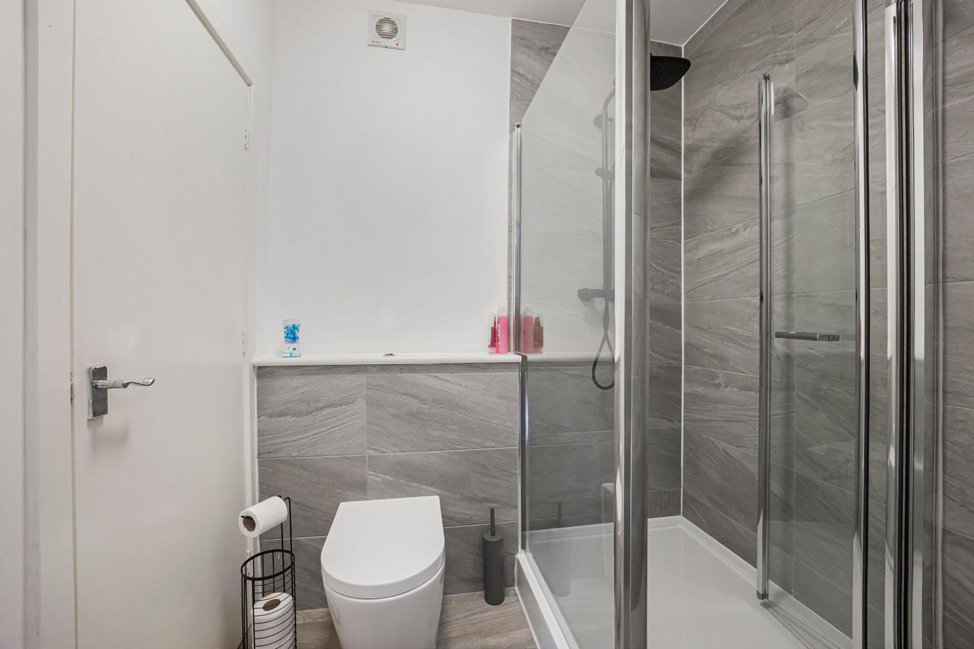 Apartamento London Haven At Rutland House Ilford Exterior foto